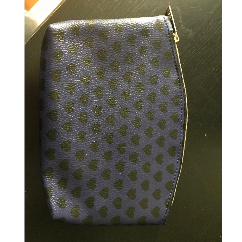 Ipsy makeup bag